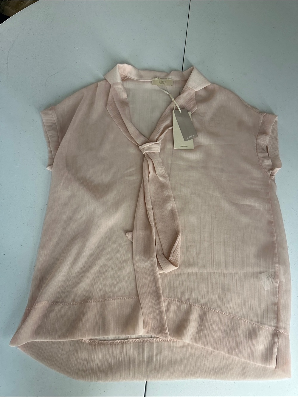 Roma Pale Pink Tie-Neck Short Sleeve Blouse #E26